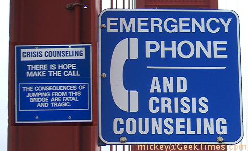 Golden Gate Bridge suicide crisis signs