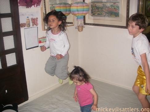 Belle, Jessica, & Isaac jump on bed