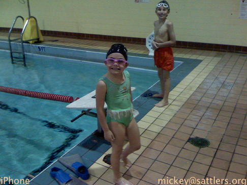 Lila and Isaac at the swimming pool