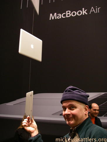 Lefty with MacBook Air