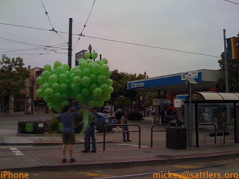 Castro: green balloons