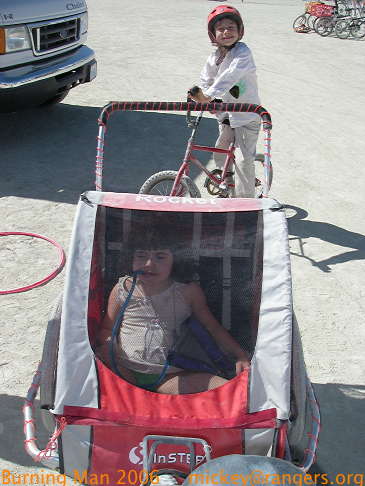 Burning Man 2006: bike trailer