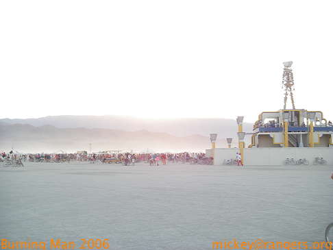 Burning Man 2006: a clear dusk