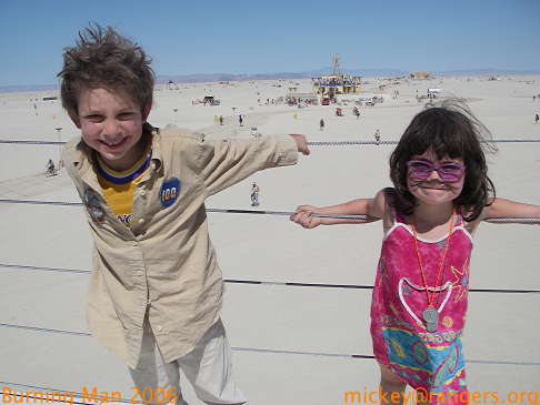 Burning Man 2006: Lila & Isaac up high