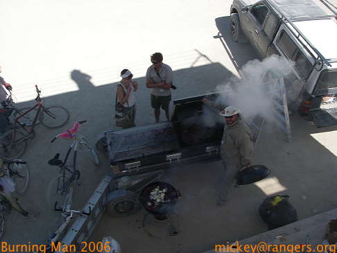 Burning Man 2006: Ranger Cadillac grills tri-tip