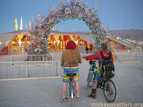 Burning Man 2007: Central Café at dawn