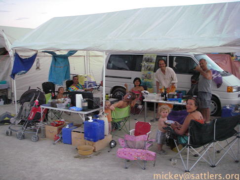 Burning Man 2007: Kidsville - last bunch 'o neighbors